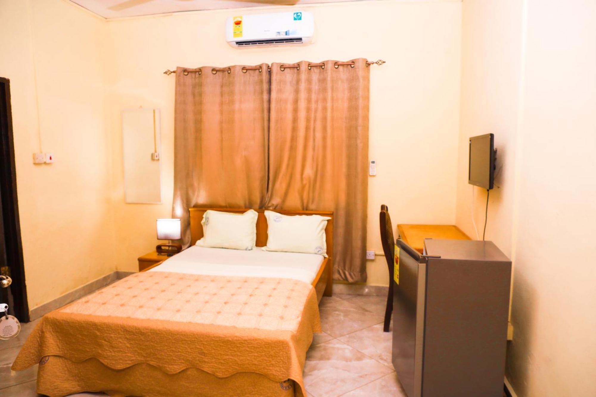 Jenos Hotels Άκρα Εξωτερικό φωτογραφία