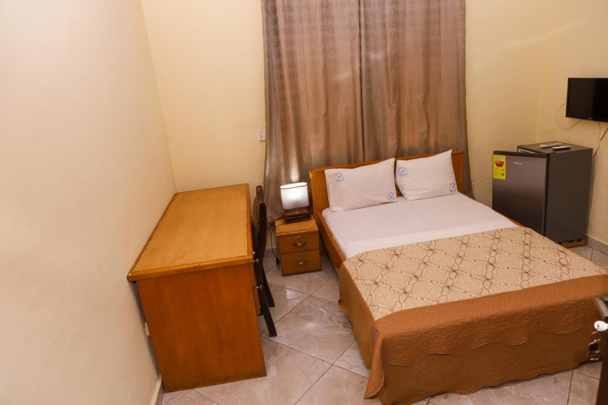 Jenos Hotels Άκρα Εξωτερικό φωτογραφία
